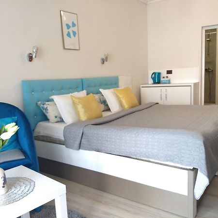 White Rose Guest Rooms Burgas Bagian luar foto
