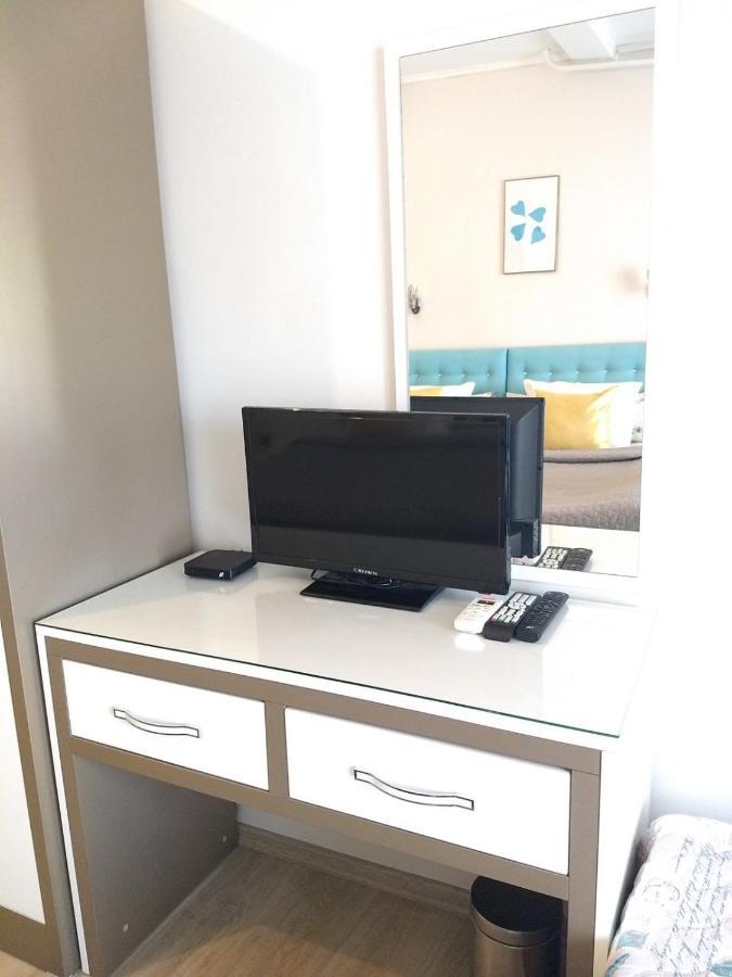 White Rose Guest Rooms Burgas Bagian luar foto
