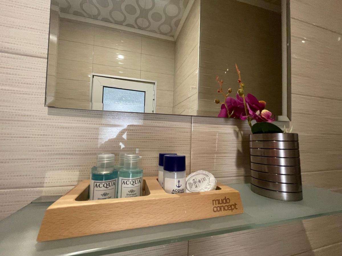 White Rose Guest Rooms Burgas Bagian luar foto